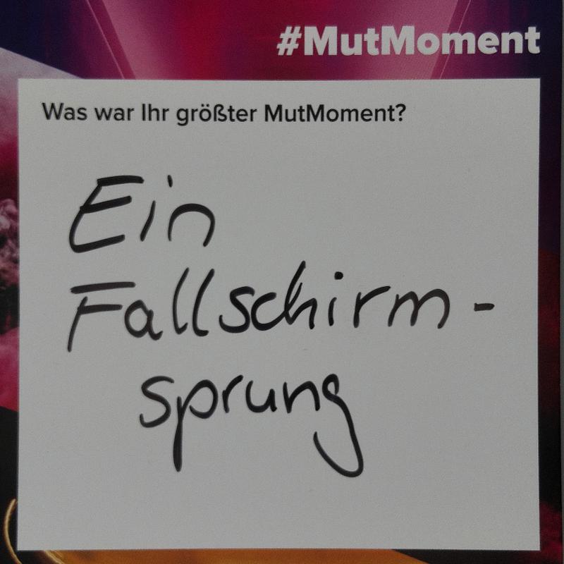 mut_table's tweet photo. #kk18 #MutMoment https://t.co/5D52Jyxq59