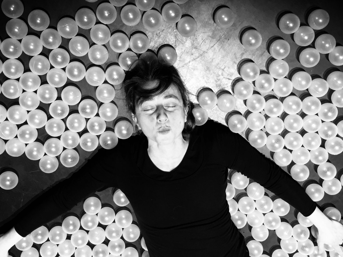 CiePiment's tweet photo. Les premières représentations de notre première création très jeune public "Rond-Rond", de 1 à 3 ans, auront lieu au Musée de la tapisserie contemporaine @Museesdangers @angers fin octobre !
#jeunepublic #theatre #creation #petiteenfance @Maine_et_Loire @paysdelaloire https://t.co/3EUDb98S5h