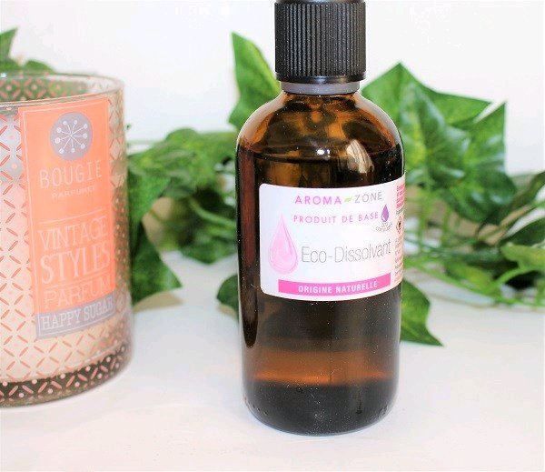 cosmetiquekorea's tweet photo. Je passe à un #dissolvant plus écolo avec l'éco dissolvant d'Aroma Zone ! https://t.co/IOMgW8hoRT https://t.co/XF7xFoSkuV