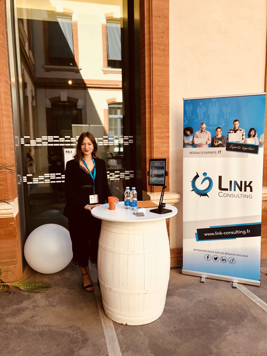 link_sas's tweet photo. 👊Retrouvez Patty et Laetitia pour les #SpeedRecruting au
Quai Des Savoirs entre 12H00 et 14H00 à l'occasion de Jobs'TIC Toulouse !
#LinkConsulting #LinkToulouse #Jobstictoulouse #CV #Freelance #IT #Informatique
>>https://t.co/5lJOonH3CZ<< https://t.co/CJjddp2jNx
