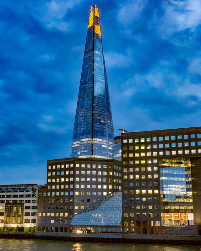 bigwelshpaul's tweet photo. The Shard, London’s tallest building just after the sun set on a summers evening. #theshard #visitlondon #canong3x #letsgobenro #lexarmemory #benrouk #sunset #southbank #londonbridge https://t.co/fGlZheLx0n