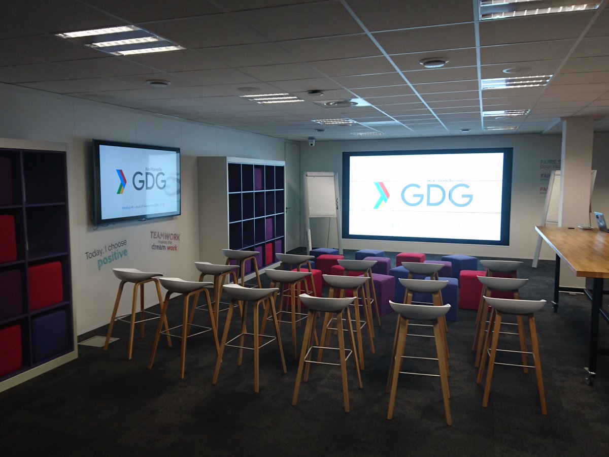 GDGAixMarseille's tweet photo. Merci à @ITCaisseEpargne pour l'accueil et à tous les développeurs et développeuses présents hier soir pour ce 1er meetup 🤟

Nous allons capitaliser sur ce bel évènement et sur vos nombreux  retours afin de fédérer autour de ce GDG la communauté dév Aix-Marseille  ! https://t.co/Bk2HuEm7J7