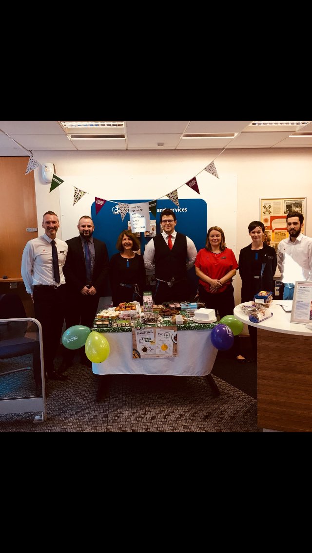 mrshollyleach's tweet photo. Absolutely loving all the cakes across the District today for @macmillancoffee 😋🍰🎂🍰🍰🍰🤗 https://t.co/5Zmn3ZWEUi