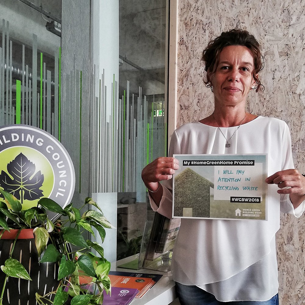 GBCItalia's tweet photo. These are our #promises for #HomeGreenHome! What about you? Let us know! Download the template, print it and spread the #green word joining the #WGBW2018! https://t.co/3twRmK0dx7 https://t.co/xze9JzEGfL