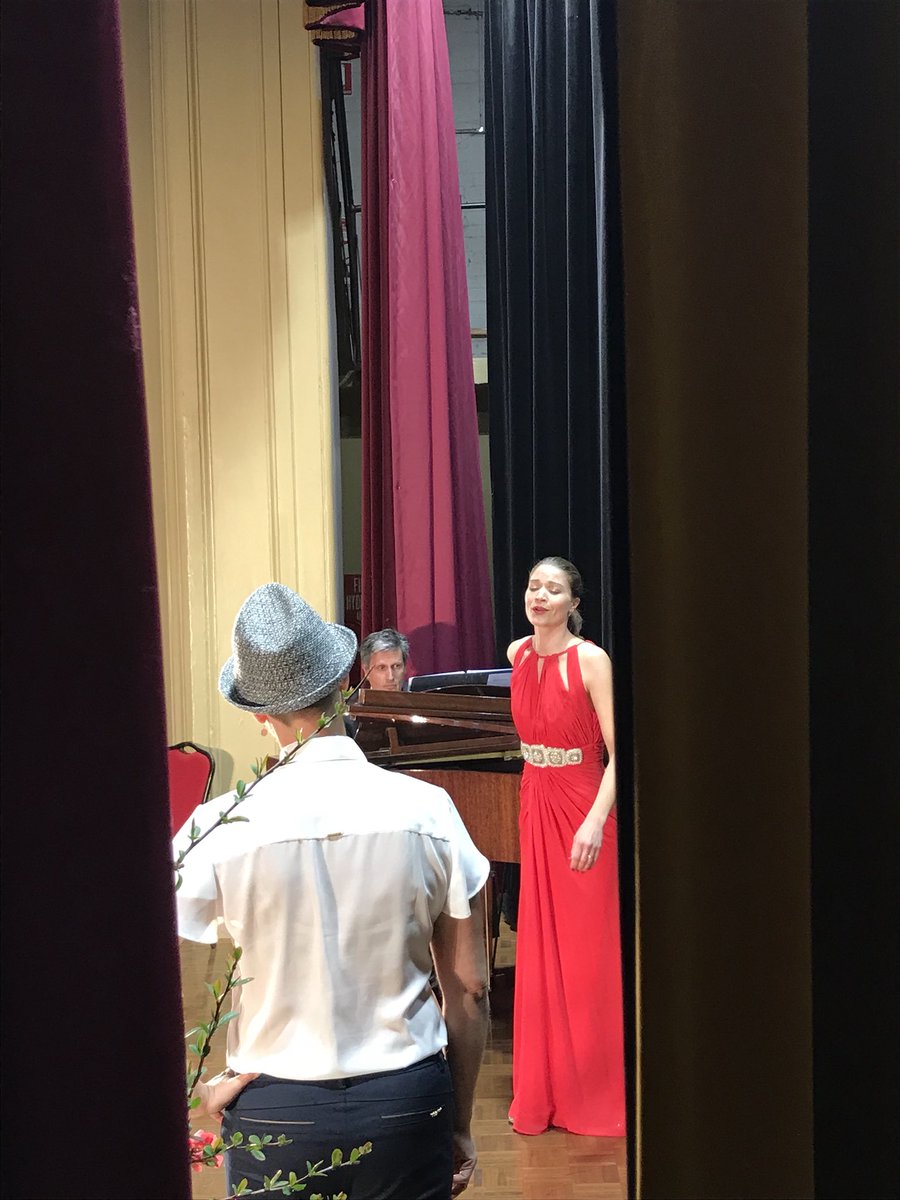 GermanyInOz's tweet photo. A special highlight of our #German National Day celebrations: The #Petticoatgirls  performed classical music with a modern twist together with Australian pianist #AlanHicks at the #AlbertHall! #ArtCircleResidence https://t.co/fcwnp5V30X