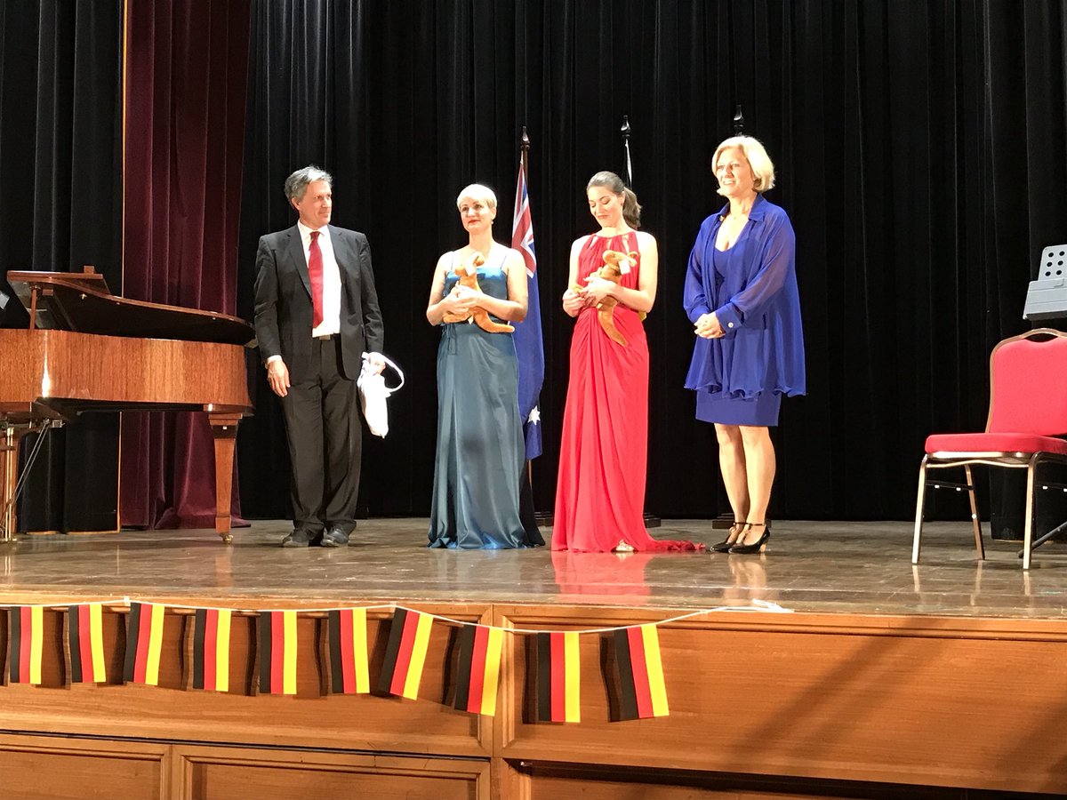 GermanyInOz's tweet photo. A special highlight of our #German National Day celebrations: The #Petticoatgirls  performed classical music with a modern twist together with Australian pianist #AlanHicks at the #AlbertHall! #ArtCircleResidence https://t.co/fcwnp5V30X
