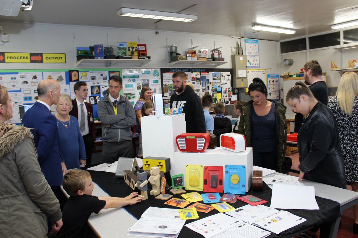 stcuthbertsCHS's tweet photo. Message from Mrs Twist (1/3): Thank you to all our staff and students for welcoming Y6 and Y5 children and their families to Open Evening last night. It gave everyone the opportunity to see St Cuthbert's in Action. #StCuthBESTopen https://t.co/AkHx9I4TTk