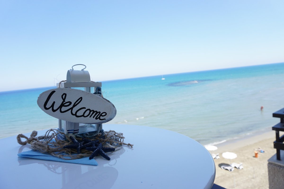 LazuliAptsCy's tweet photo. When you visit Cyprus, live in the comfort of Lazuli.
Your home away from home! 
To see all our apartments, click the link: https://t.co/sBbUx24QqR

#LazuliHolidayApartments! #HolidaysinCyprus #Holidays https://t.co/r3sTD8aWRm