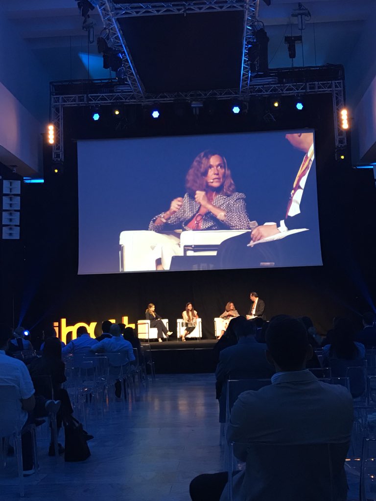 martasignoretti's tweet photo. “We should start changing things” @MariaJRibal #iTrust18 #iTrustUrology #futurology https://t.co/AnbSICVwZH