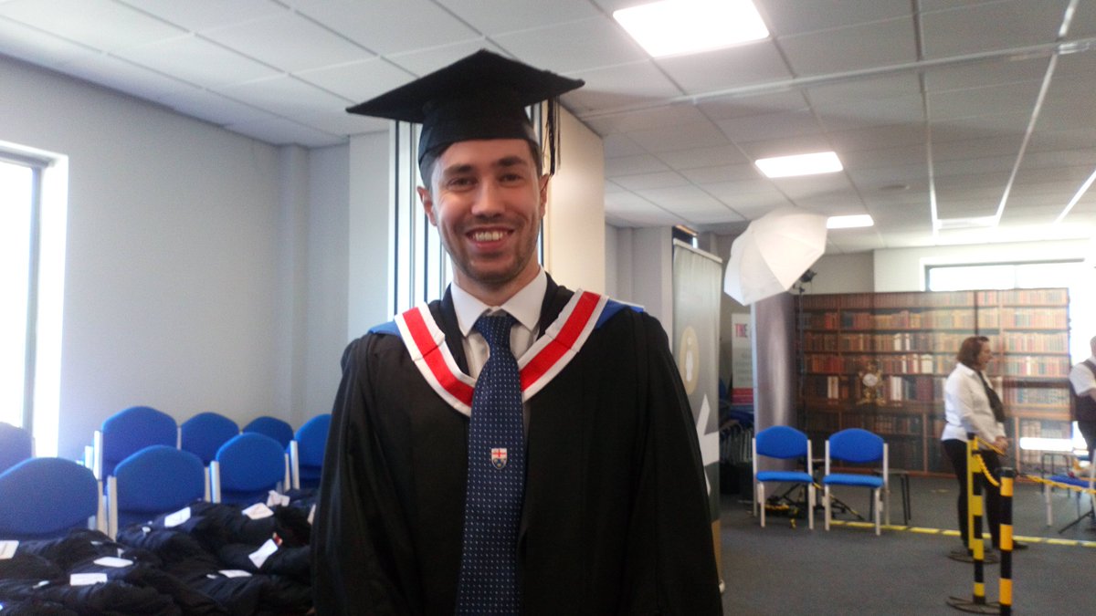 ChesterAlumni's tweet photo. Sports Management Graduand Henry Dalby proudly wearing his Pioneer Pin! Congratulations! #ucsgraduation https://t.co/BIzcpYcjJW
