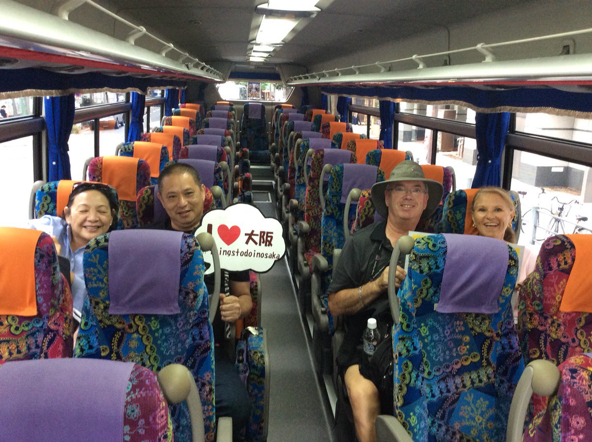OsakaWonder's tweet photo. Thank you for #sightseeing in #Osaka with #OsakaWonderLoopBus! Come join us and see Osaka from the streets! https://t.co/yCZgRBwE0D
#Japan #hoponhopoff #loopbus #travel #osakawonderloop #oforosaka https://t.co/M9sUtCnO2p