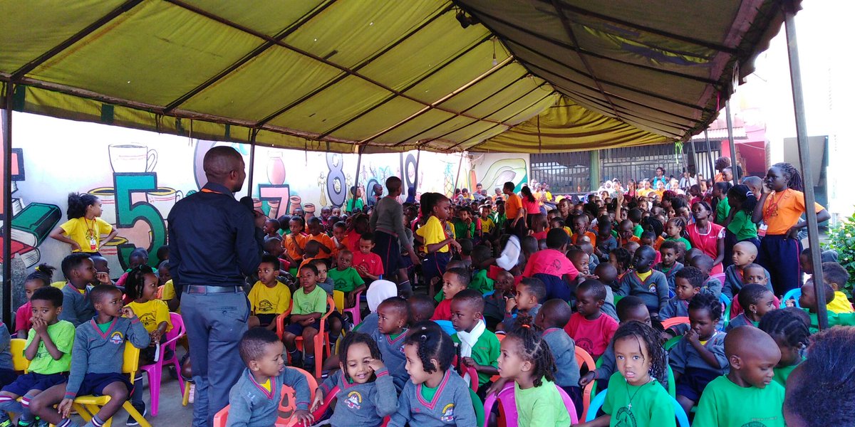 FoxfiresKenya's tweet photo. #Aee on mission.
Rodgers Opetu engages the pupils in an awesome Bible story.
School Ministry at its best. https://t.co/WnoXdTvWrz