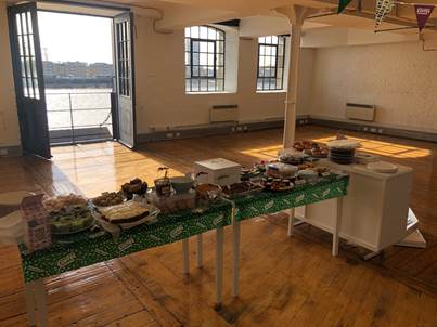 MetWharf's tweet photo. Happy Friday!! What better way to celebrate the end of the week than by tucking into a delicious cake for a great cause! Head over to unit 204 where @KuatoStudios are holding a bake sale from 11AM to raise money for @macmillancancer #MacmillanCoffeeMorning #cakes #getinmybelly https://t.co/JjuMken3Xw