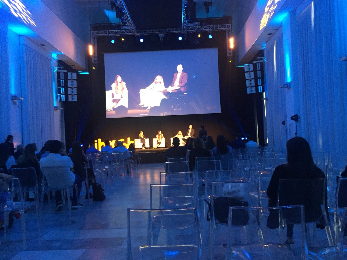 fraesperto's tweet photo. @iTrusturology @robymiano @AndreaTubaro @MariaJRibal #iTrust18 Female urologist are the present !! Getting ready for the future!! @Uroweb @ESRUrology https://t.co/l4bqFaogc7