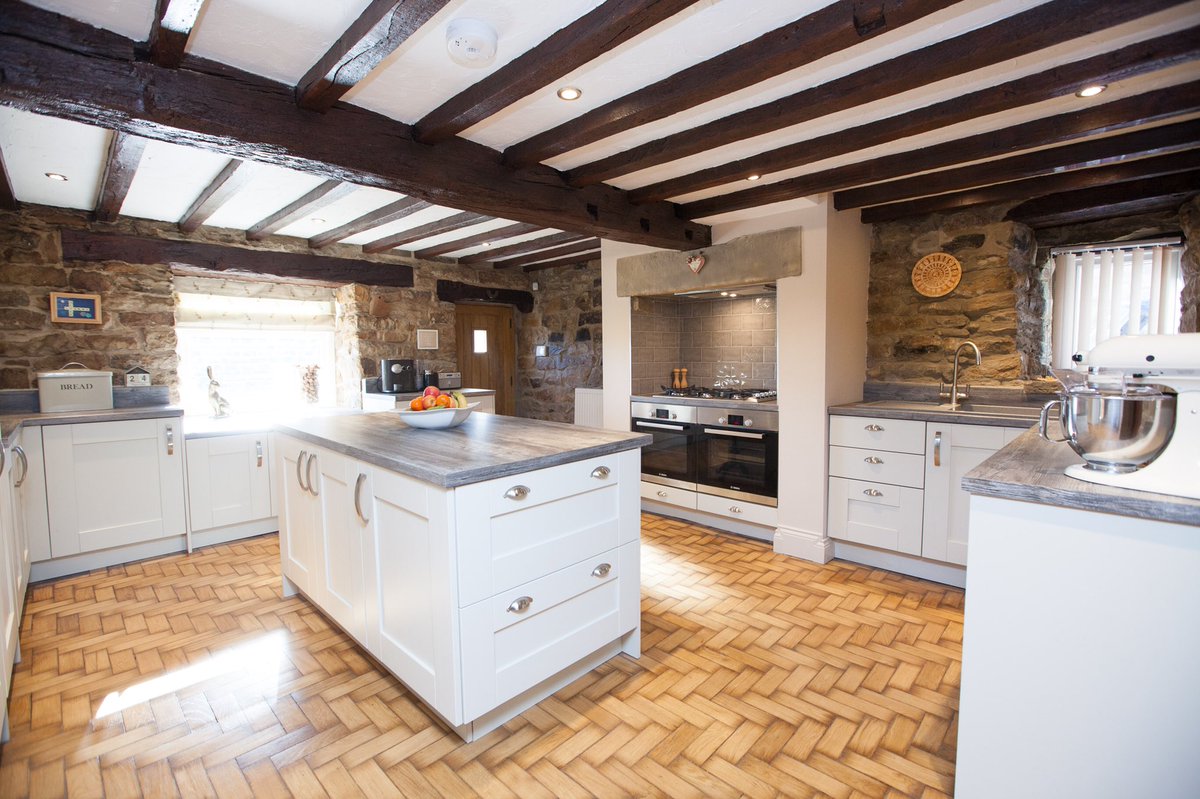 Kitchen goals! A new property coming on the market VERY soon. A lovely cottage that has been beautifully refurbished however still retaining many period features! Can’t wait for you to see the rest... 

#comingtothemarket #cottage #home #beautifulproperty #farmhousestyle