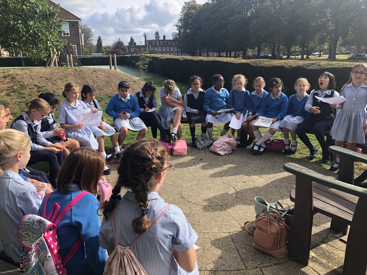 RMSCadogan's tweet photo. RS in Year 5 debating values #discussion #RMSValues #respect #honesty #courage #fairness #care https://t.co/Y78wnk7D6S