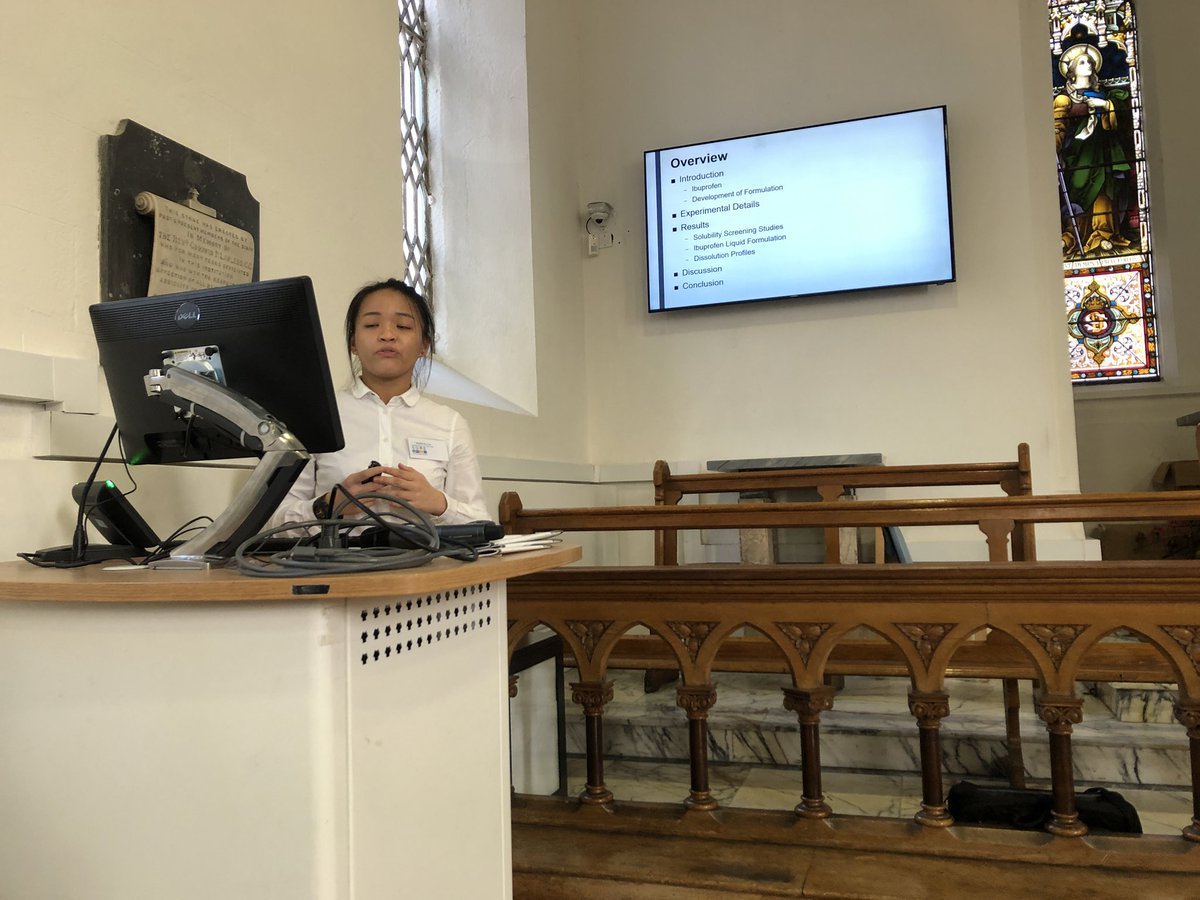 STLoughran's tweet photo. Michelle Jia Yi Teh from @dkitscience @DkIT_ie telling us about her attempts to improve the ibuprofen drug at #SURE18 #SURENetwork https://t.co/zTVQrDfk8w