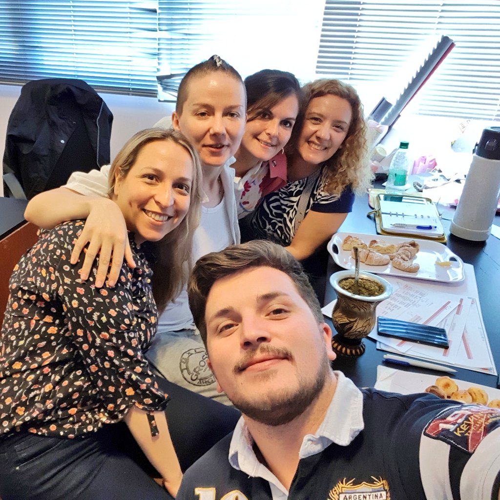 Arcangelinas333's tweet photo. Recibimos la visita de #KittySanders y charlamos sobre nuevos métodos de captación y formas de seguir accionando contra el delito.
#MisionesContraLaTrata https://t.co/lOSnVMTaEe