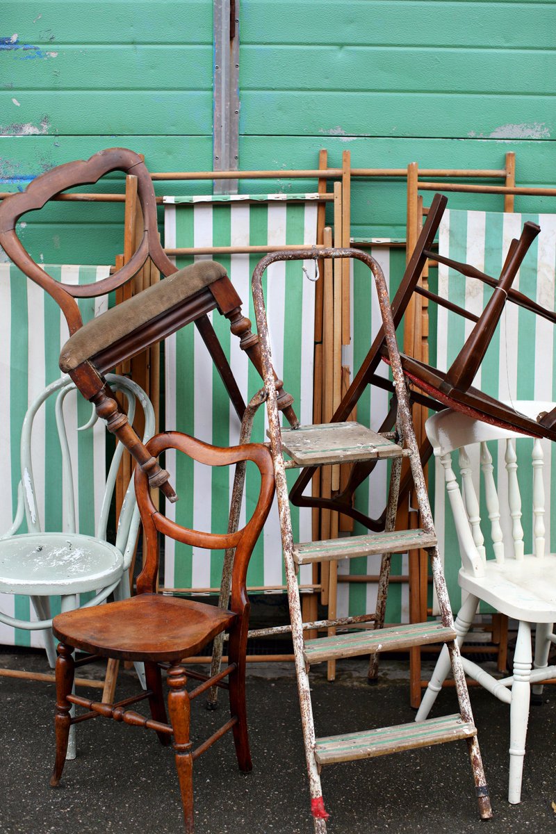 emmausmossley's tweet photo. Join us for our #ReduceReuseRecycle Day tomorrow...
> Big sale on #preloved &amp; #salvaged items
> Poetry reading by Séamus Fox
> Live music and singing
> Tasty treats from @Scona_Uppermill 
> BBQ by @pattisons159 

For more info visit https://t.co/ASFWY61lvx

#Tameside #RecycleWeek https://t.co/m1OiZReOXU