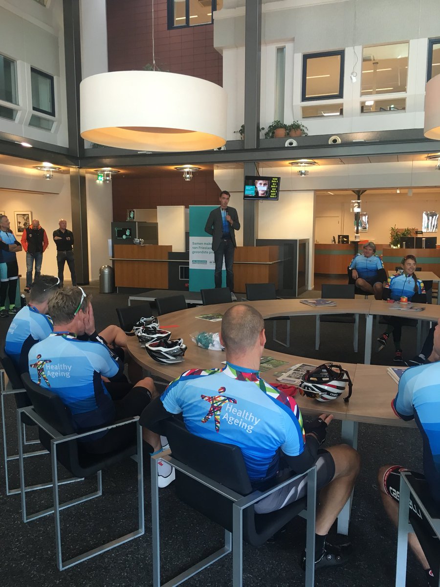 EBorstlap's tweet photo. Menselijke bluezone , we gaan ervoor #HHT18 fietstocht met start vanuit de @DeFriesland https://t.co/yNF2dXKnOM