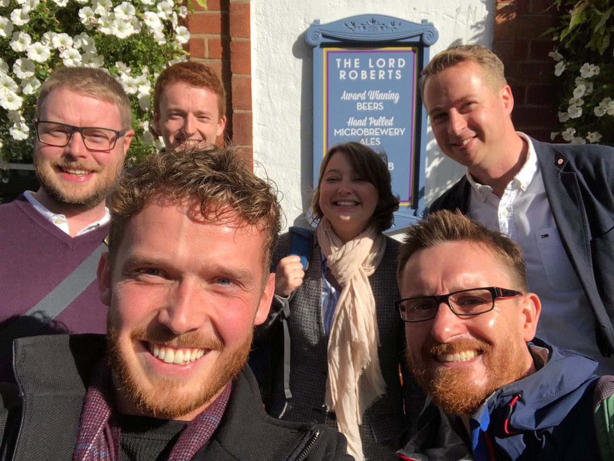 Cheeky half at the Lord Roberts to begin the ⁦<a href="/GleedsGlobal/">Gleeds</a>⁩ annual #nottstreasurehunt .... a shame it’s not open...