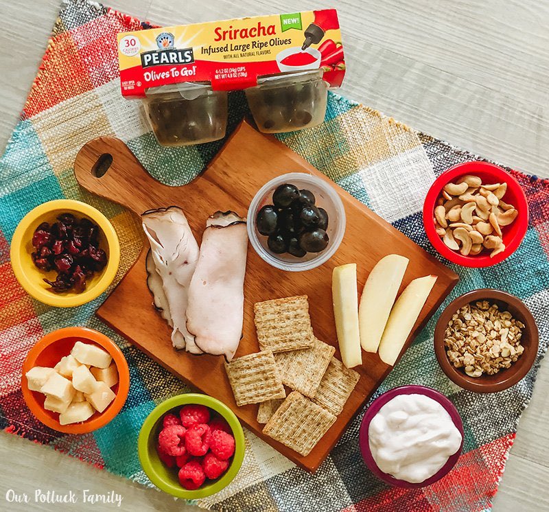 OurPotluckFam's tweet photo. Snack time: SAVE on one of 3 NEW flavors!

>> https://t.co/1erV4xbkci <<

#ad #PearlsOlives #BetterwithPearls https://t.co/sA5hJXdkia