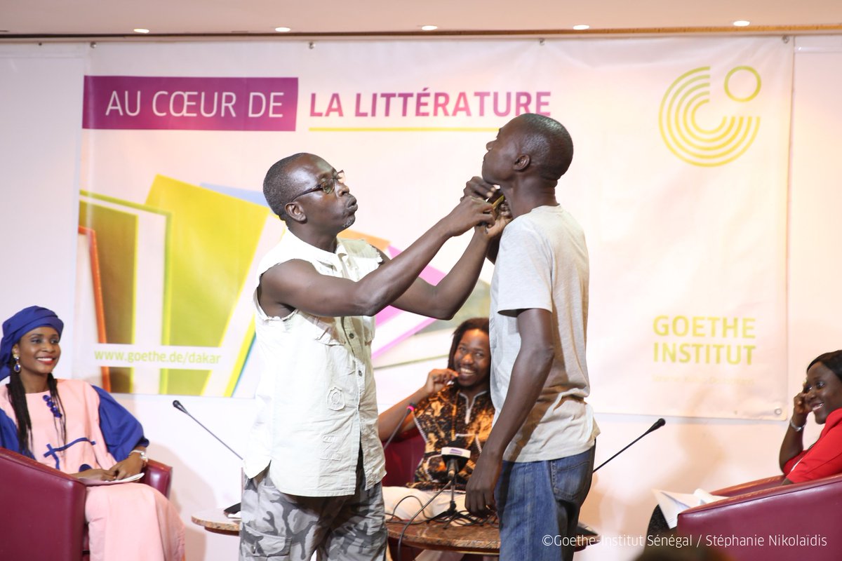GI_Senegal's tweet photo. @NicolasJoob était l'invité de notre café littéraire #AuCoeurDeLaLitterature pour la présentation de son livre #GenerationYou accompagnée des performances des humoristes Tonton Ada et Sylla Mougneul et du chanteur @boubakirikou #kebetu #litterature #music https://t.co/V5tO4rRljc