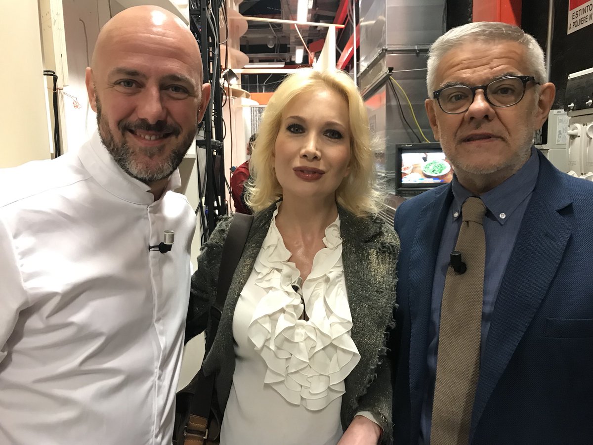 Eccoci pronti! La terza giurata alla @Provadelcuoco con lo chef <a href="/leleusai/">leleusai</a> è la conduttrice di Buongiorno Benessere <a href="/viracarbone/">Vira Carbone</a>