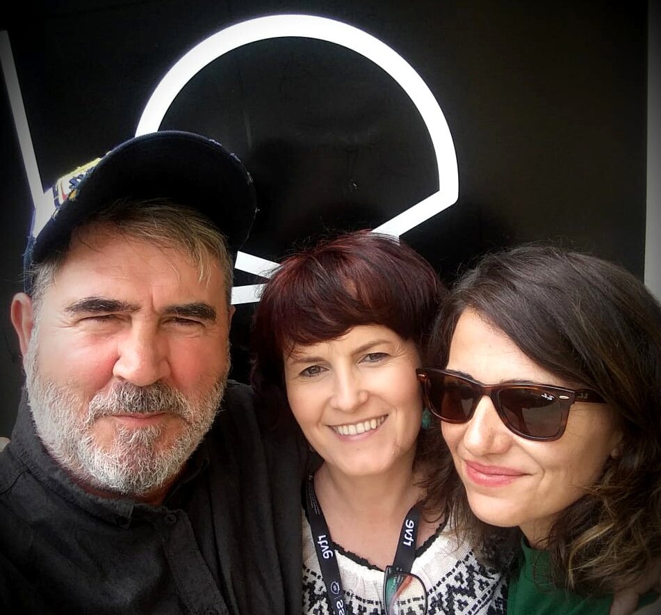 GidoiTwitt's tweet photo. ¡Tenemos ganador@ del #PremioMejorGuionVasco!
¡Muchísimas gracias a nuestros miembros del jurado!
@sansebastianfes @Dantzafilm @oreinafilm #Anotherdayoflife @Black_Is_Beltza @Vitoria3MFilm @bajolapieldelob #lanochenoslleva @LadyOffPelicula @ErrementariFilm #basqueselfie https://t.co/HWq4nLe7YD