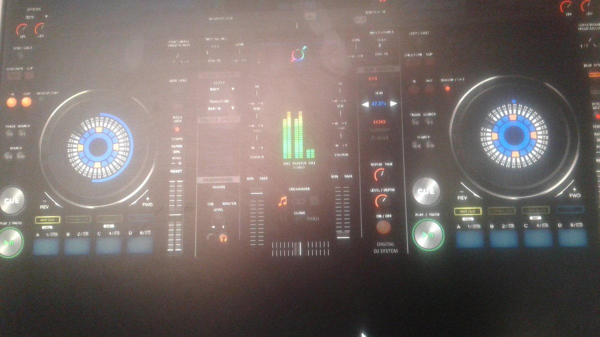 MPAKITHEDJ1's tweet photo. @MPAKITHEDJ https://t.co/kF6eClSvOO