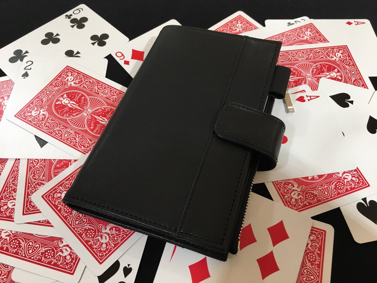 新製品情報】 何とかフェスティバル前に間に合いました〜！ 手帳ケース 