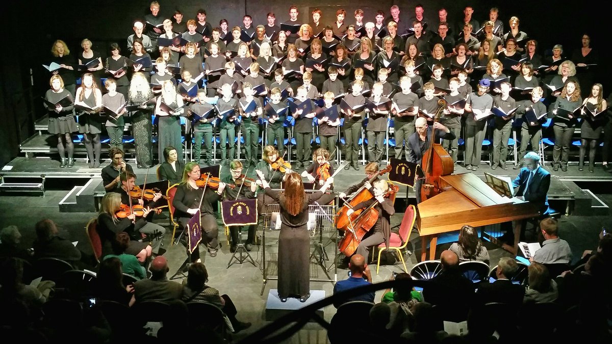 ReadingBlues's tweet photo. On #BBCMusicDay, let's celebrate Blue Coat's Community Choir and some of the awesome events the choir has participated in the last few years. All Blue Coat parents, former parents, Old Blues and staff are invited to join the fun! #RBCSMusic https://t.co/mkdbnuSkGE