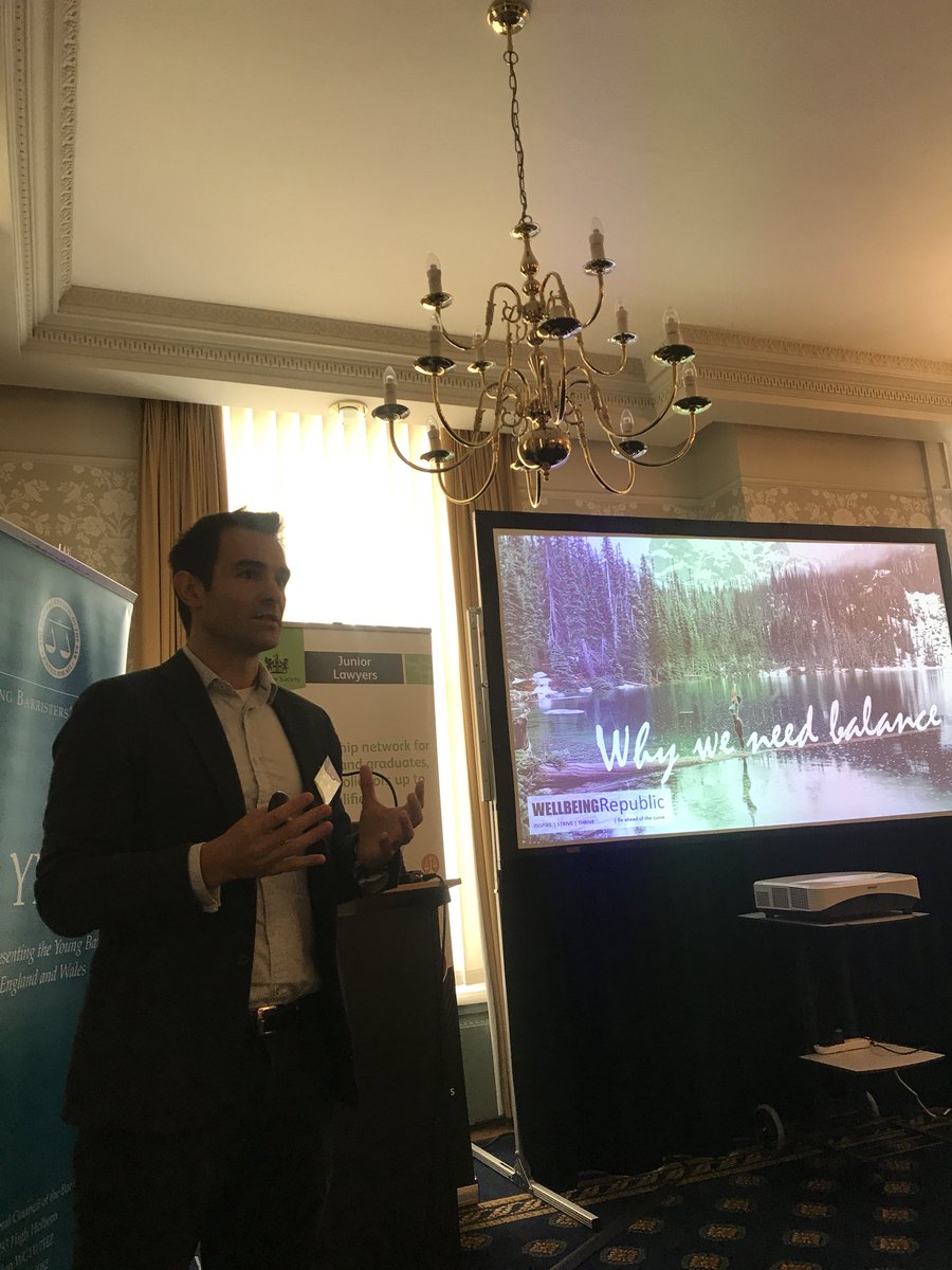 JuniorLawyers's tweet image. @ExponentialNick speaking in the importance on a good work life balance. Essential for our wellbeing and productivity. #notrobots #IW2018