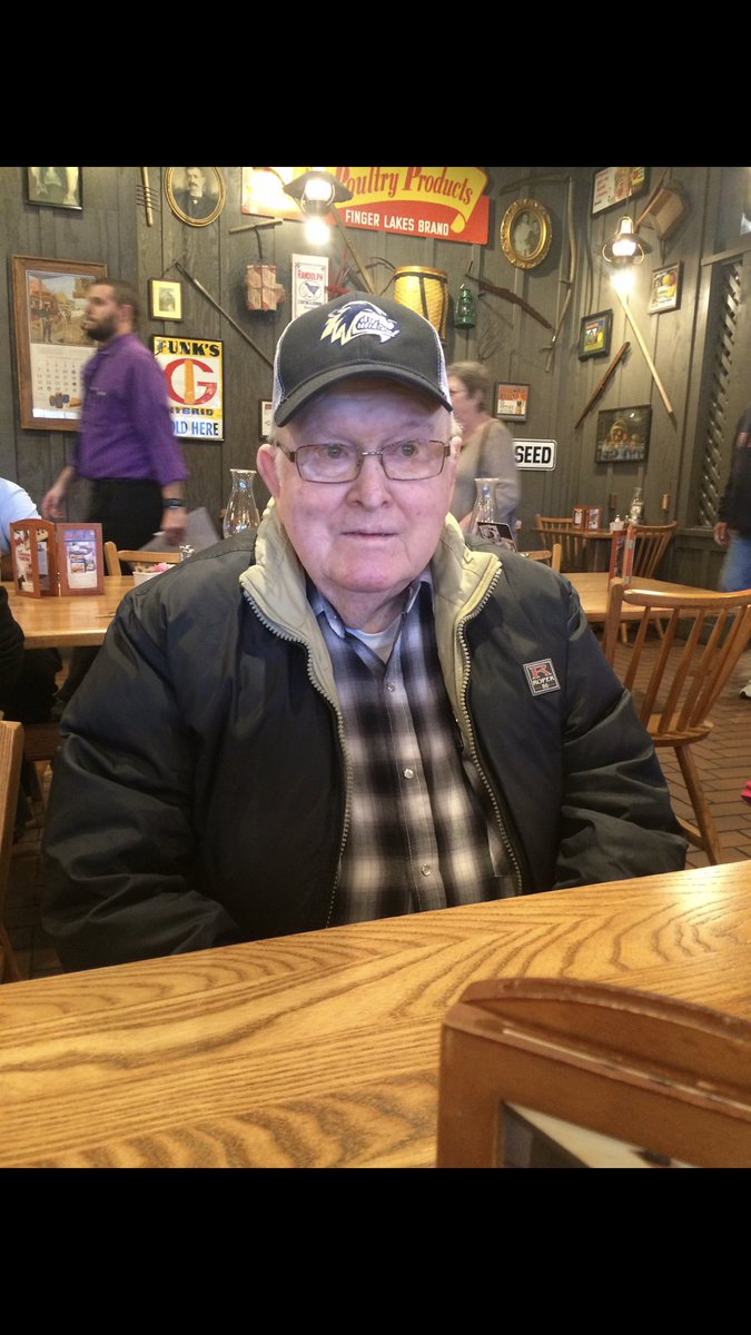 coachbpratt's tweet photo. My dad fell a couple weeks ago and broke his back, he will be having high risk surgery this morning at UAMS in Little Rock. Prayers for him and the team of surgeons and that God’s will will be done. https://t.co/v2AXpyXyKV