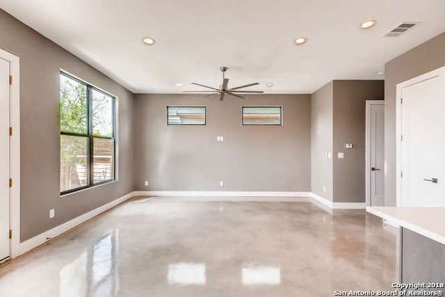 WaterlooATX's tweet photo. 203 Nogalitos Unit 12
For Lease
$2650/month
1801 sq ft
New &amp; move in ready. Spacious 3 bed, 2.5 bath w/ wood accents &amp; concrete flooring on main floor. Prime Southtown location, near Blue Star Arts &amp; close to Mission Reach Riverwalk.
https://t.co/PtdRBEAHOt
#waterloorealtySATX https://t.co/pwVjftySHi
