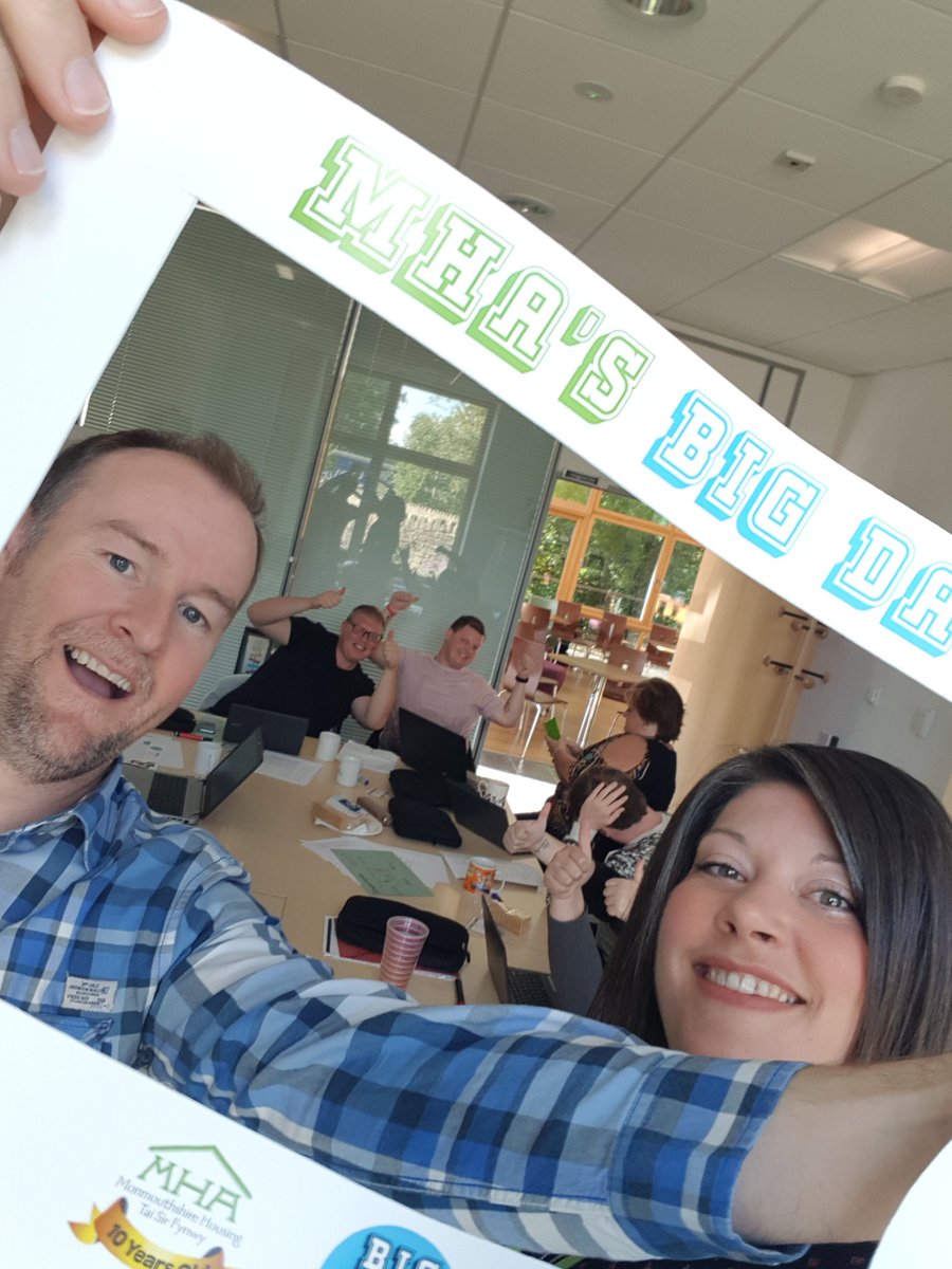 J2wMha's tweet photo. Another really good session in the retail course. Today we were joined by Claire from homesearch and Lee our resettlement officer, getting to know what 
#MHABigDayOut https://t.co/cclzsviNyT
