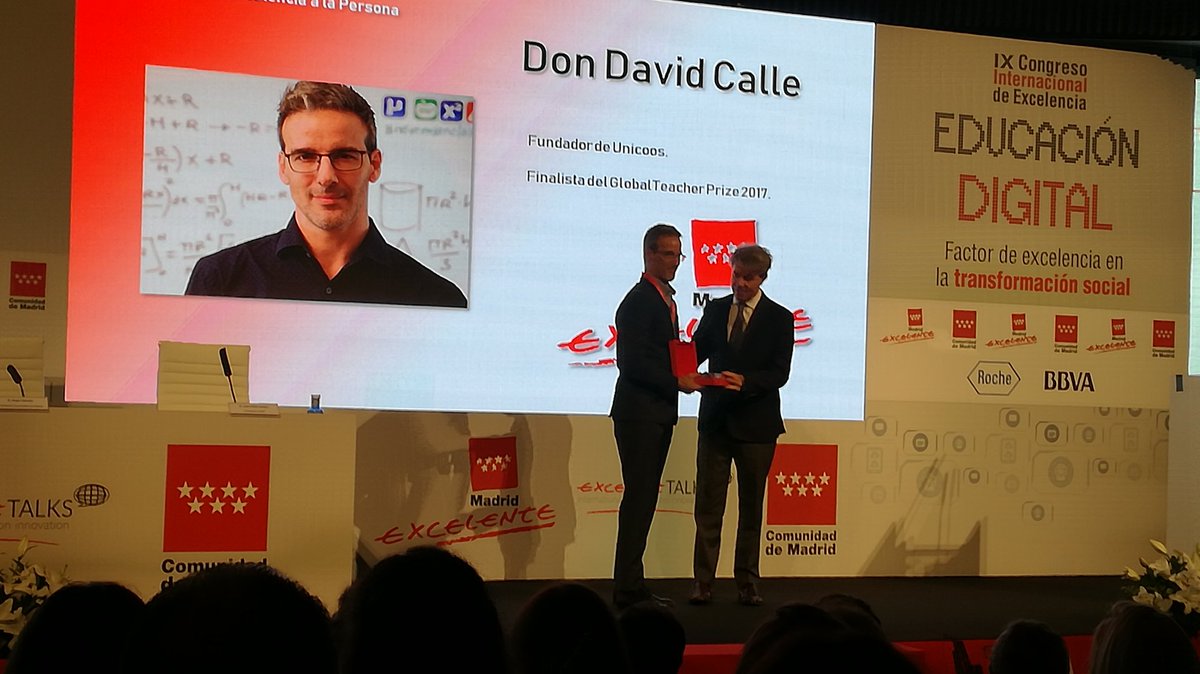 Brochazos's tweet photo. #ExcellentTalks  IXCongreso Internacional de Excelencia «Educación Digital, Factor de Excelencia en la Transformación Social», en el que se ha hecho entrega también de la II Edición de los Premios a la Excelencia de la Persona. https://t.co/JIP3EWzKaP https://t.co/2IZd3tOaze
