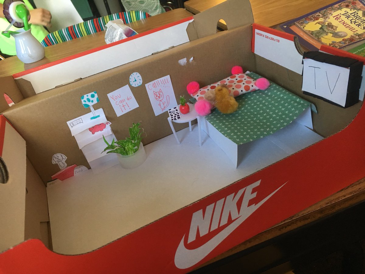 annie_holder's tweet photo. Super creative genius using her hour to create a perfect bedroom for her first grade buddy. #geniushour #measuretwicecutonce https://t.co/Uiaf2T8wJl
