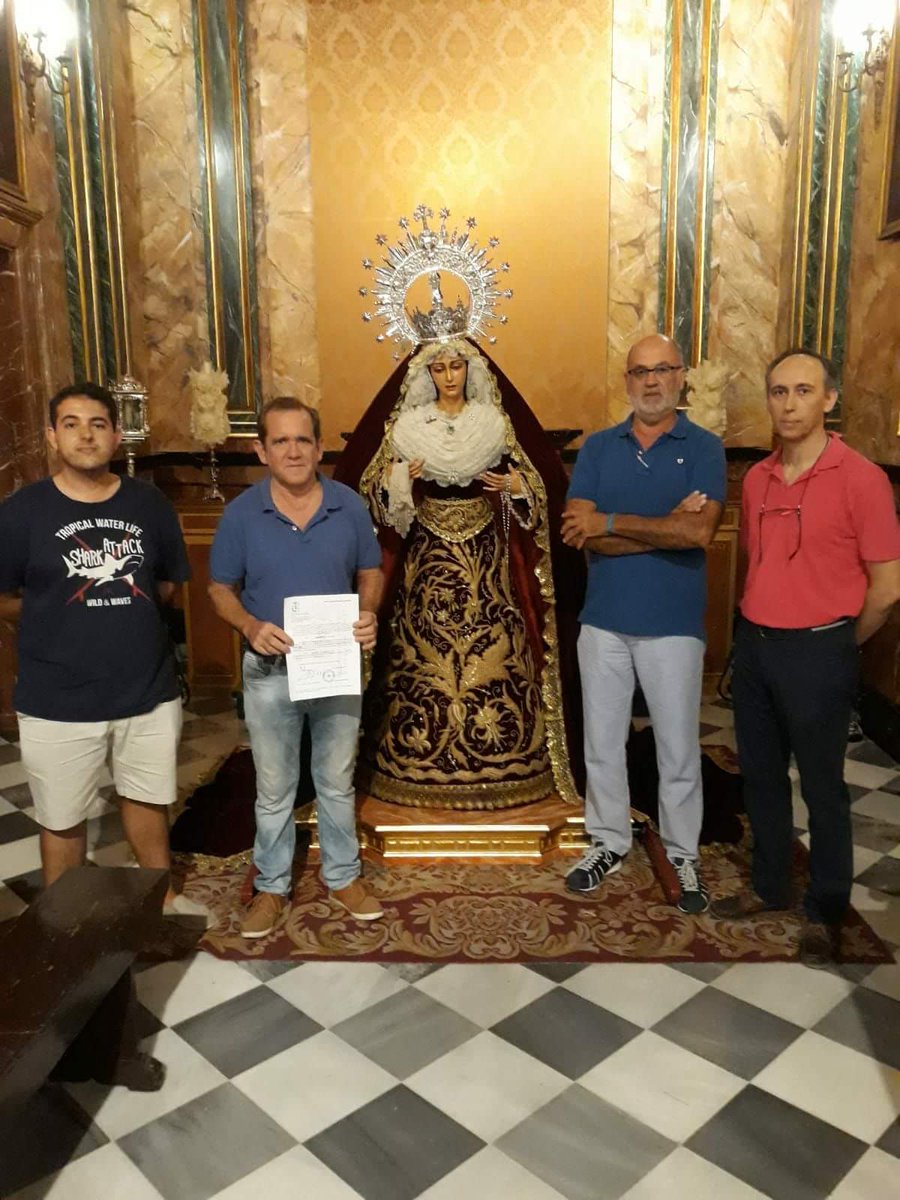 BandadelRosario's tweet photo. En la noche de ayer renovamos nuestro acuerdo con la Hermandad de Ntro Padre Jesús y María Stma. De La Concepción de nuestro pueblo para acompañar un año más a la Virgen de la Concepción el próximo Jueves Santo. Más de 70 años de fidelidad ininterrumpida. https://t.co/5fFPGjV3To