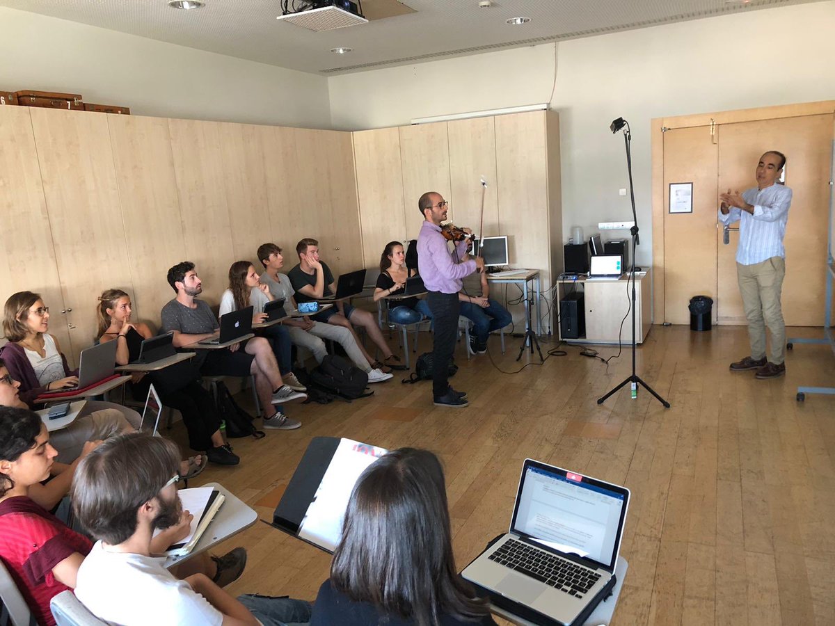 pedagogiaesmuc's tweet image. @TELMI_Project presentat als estudiants de pedagogia @esmuccat a l’assignatura de #DidàcticaInstrument