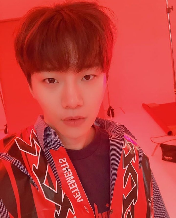 2pmalways's tweet photo. [2PM IG]
#NoWayX #HesNot #APowerIdol #IMean Look how endlessly cute he is even in the red light.
https://t.co/zwUGioa0e1 https://t.co/CBMA7lOUqR
