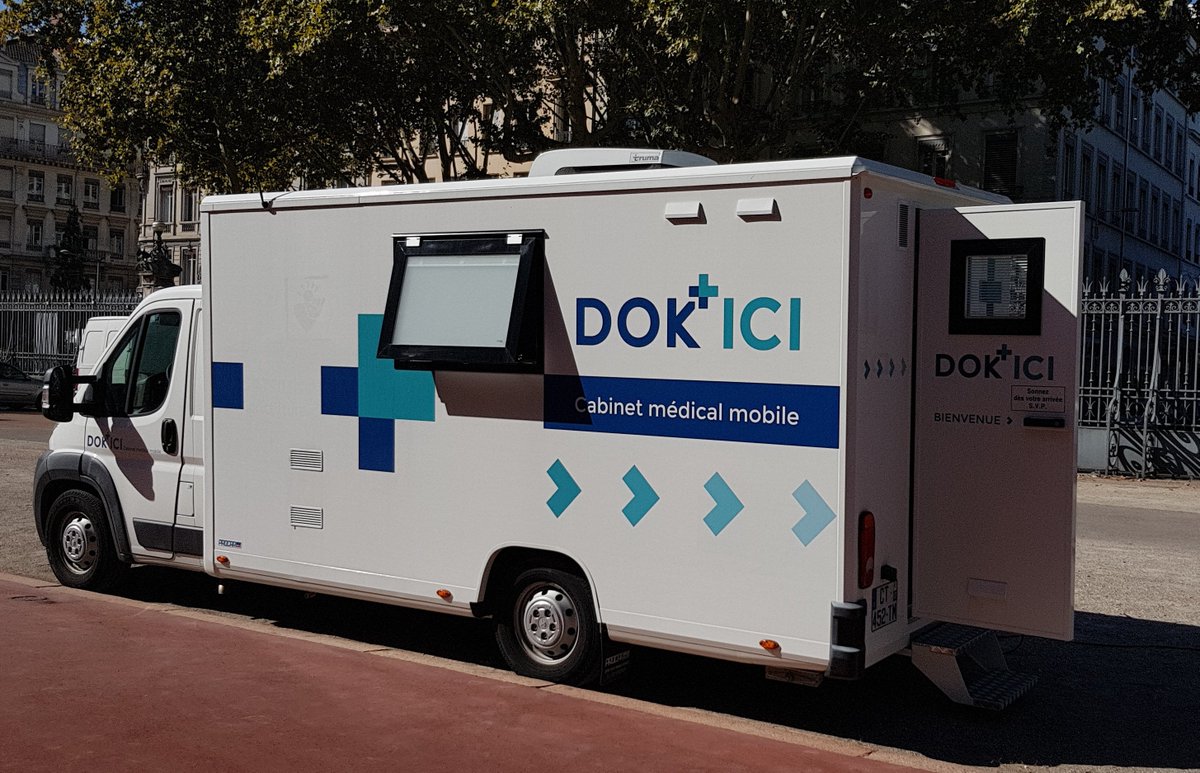 prefetrhone's tweet photo. L'Etat soutient le projet d'une offre d'accueil de #santé fixe et mobile 🚑en région #AuvergneRhôneAlpes portée par l'association ACESO dans les territoires où la couverture médicale est déficitaire #médecine👩‍⚕️ 
plus d'info ⏩ https://t.co/7Xvej5xJ6M https://t.co/U9fsV6yc99