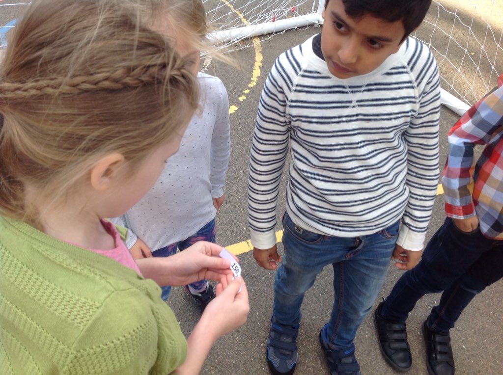 ClaphamTerrace1's tweet image. Year 3 have been using their mental calculation skills to become addition heroes. @MathsoftheDay A great way to make maths active. #makemathsfun #numberbonds