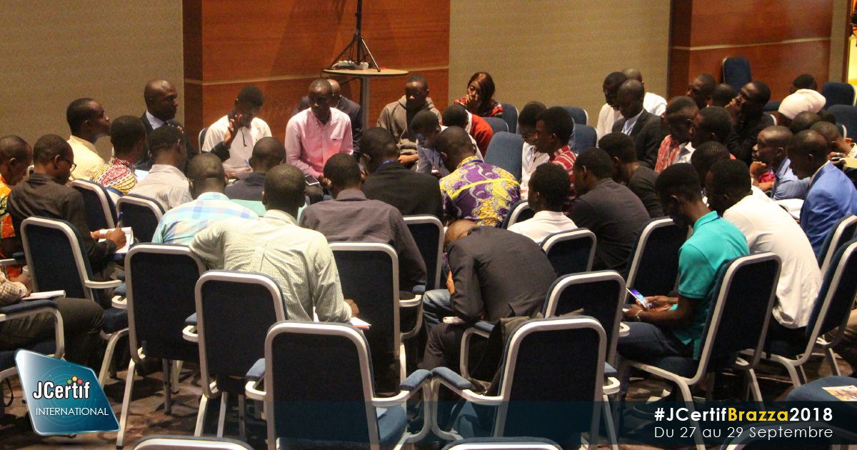 #JCertifbrazza2018 /Jour2
Hier était déjà super aujourd'hui sera encore extraordinaire 
avec 07 ateliers au programme :
1-Cloud Natif
2-Marketing Digital
3-Internet des objets connectés
4-Réalité Augmentée/Virtuelle
5-Intelligence Artificielle