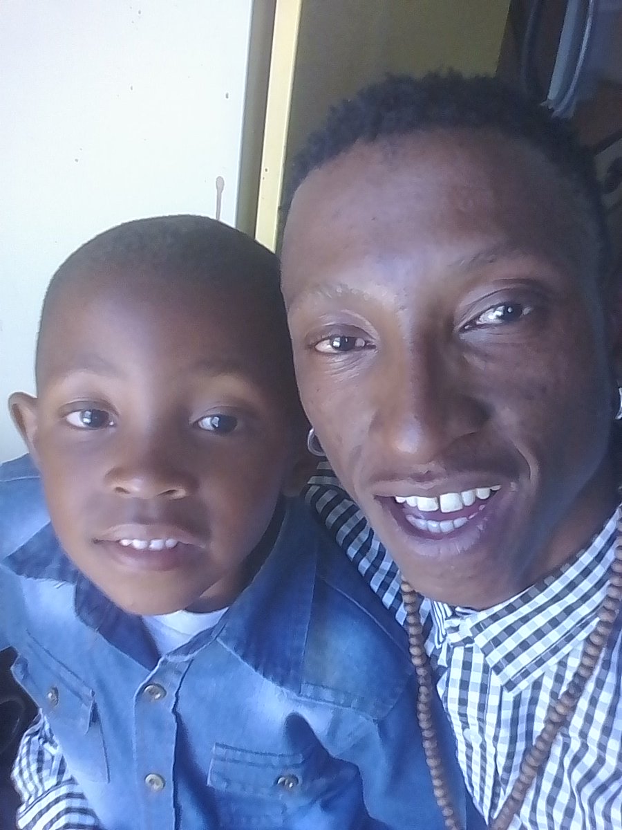daxabah's tweet photo. When he is around me I feel that, my highly God didn't leave me.
Love him to bits!!!!
#freeforFriday https://t.co/BpJ8FX60Ay