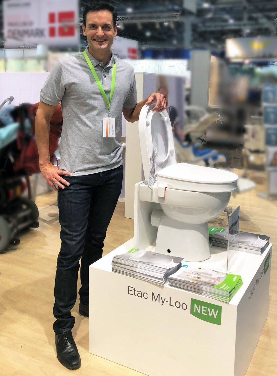Next level of toilet aids: My-Loo with brackets. Safe, comfortable and hygienic. And easy to bring along! <a href="/REHACARE/">REHACARE</a> #rehacare #reha #creatingpossibilities Read more: etac.com/news/a-new-gen…