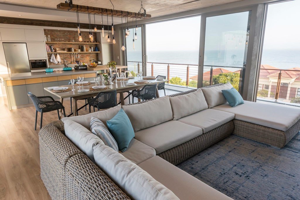 We only have a few days available in Oct and Nov this year. The rest are already booked. Make sure to book now. 
R3000 - sleeping 4
R4500 - sleeping 6
R6000 - sleeping 8
altairluxuryvilla@gmail.com
