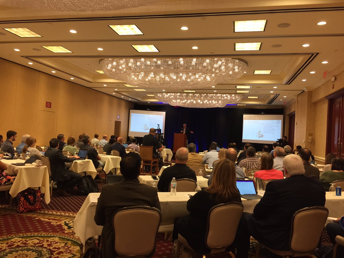 michael_svolos's tweet photo. Danny Siegel giving great keynote at #TIDE2018!  Fascinating insight into IT today. https://t.co/Z3jvg25MIA