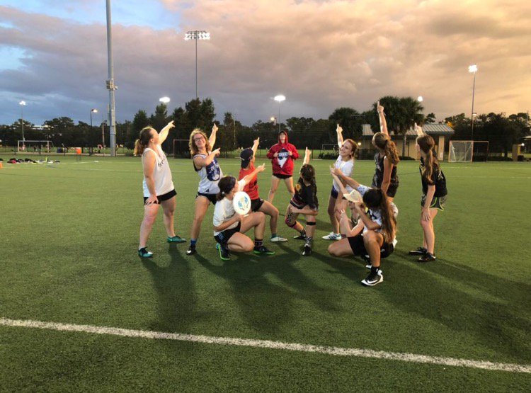 SirensWUltimate's tweet photo. At practice, the Sirens aren't afraid of a little #fhpthunder! https://t.co/6Kx0Vmw4Ir