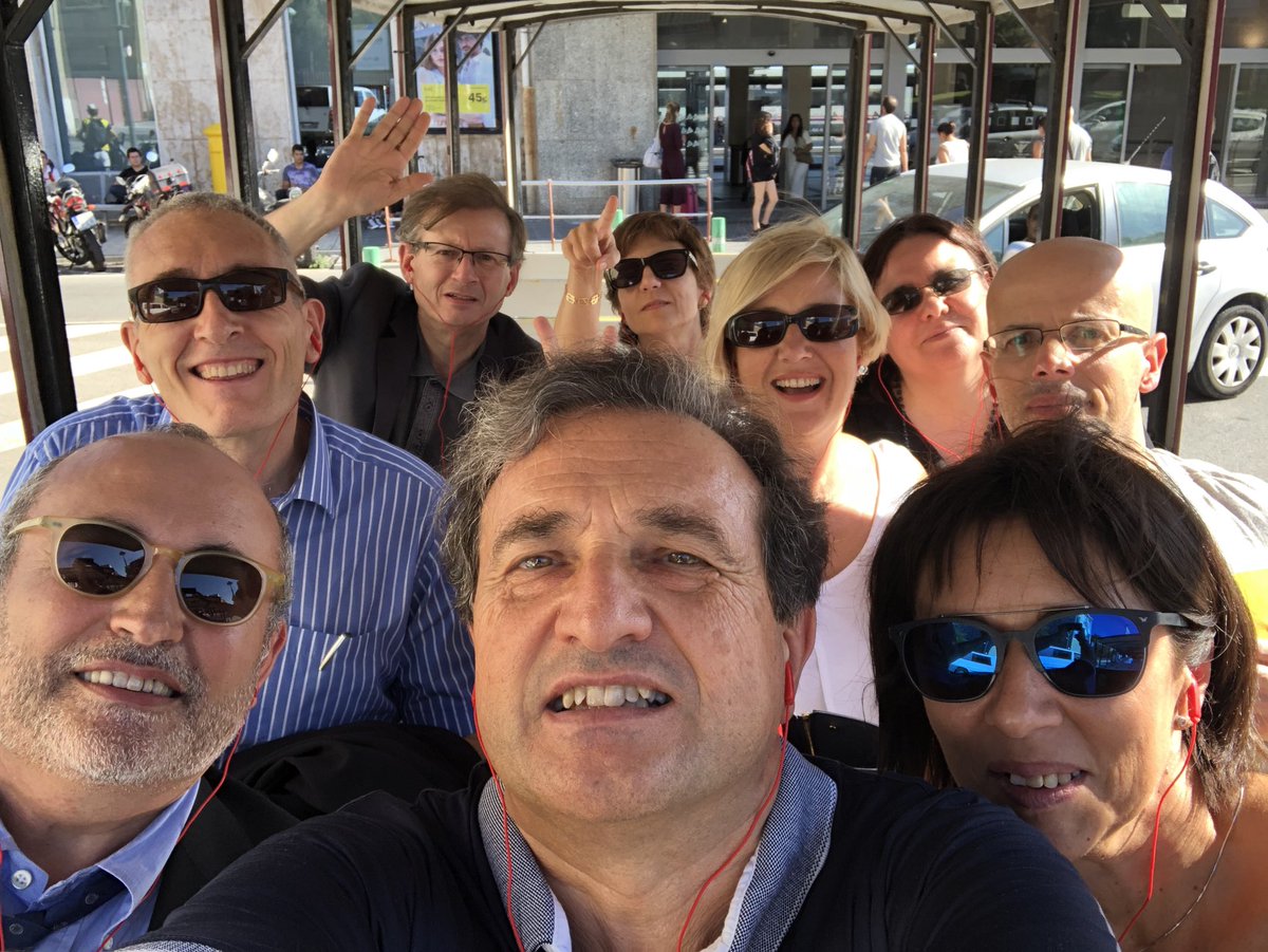 jlapazabogado's tweet photo. Recorrido turístico por #Tarragona de los compañeros del @icasbd después del interesante y provechoso IV #CongresAdvocacia de #catalunya con @farnes_c @MartaCR2014 @joanbadiag1 @isabelgruiz Roger de la Guerra, Lali Barros,Concepció Deu y J.Planells https://t.co/I061KonZLE